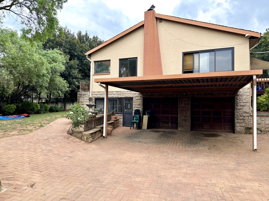 4 Bedroom Property for Sale in Rembrandt Park Gauteng