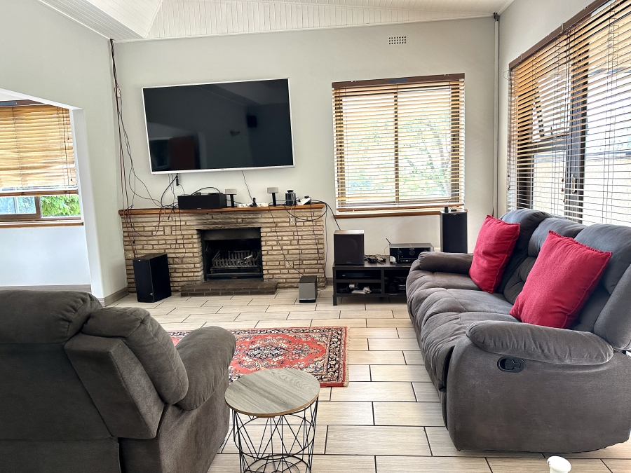 4 Bedroom Property for Sale in Rembrandt Park Gauteng