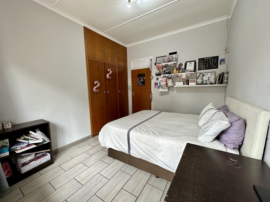 4 Bedroom Property for Sale in Rembrandt Park Gauteng