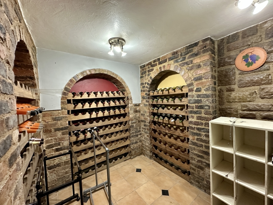 4 Bedroom Property for Sale in Rembrandt Park Gauteng