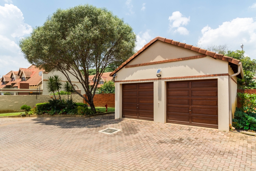 3 Bedroom Property for Sale in Equestria Gauteng