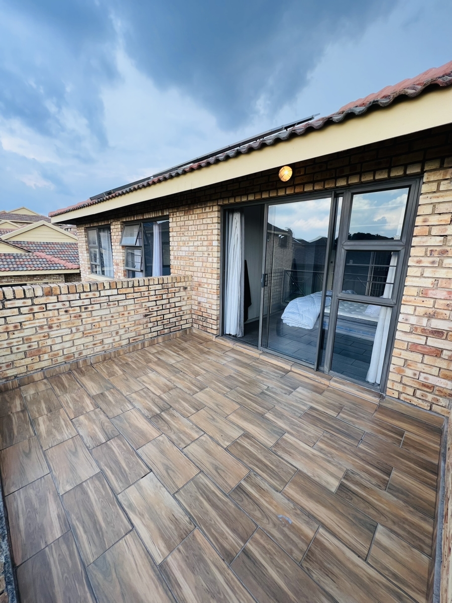 To Let 3 Bedroom Property for Rent in North Riding Gauteng