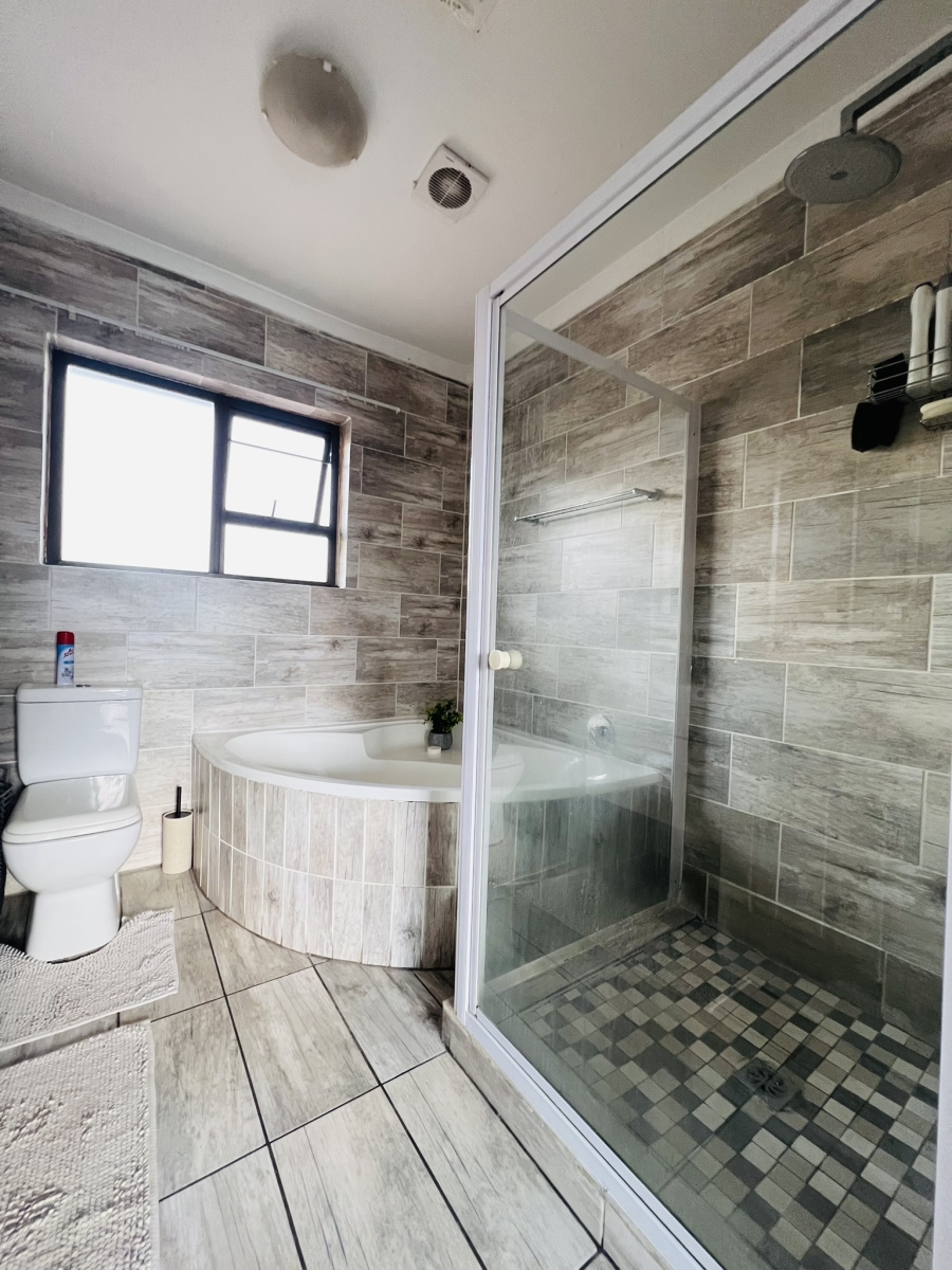 To Let 3 Bedroom Property for Rent in North Riding Gauteng