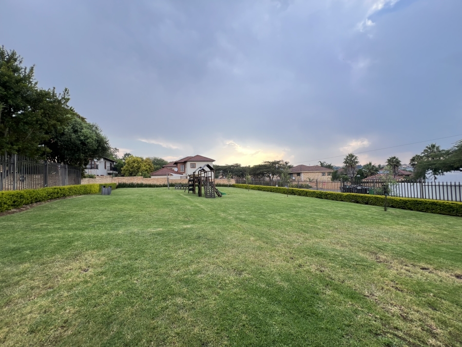 To Let 3 Bedroom Property for Rent in North Riding Gauteng