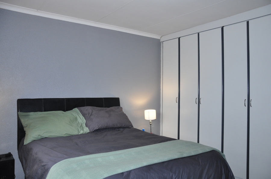 2 Bedroom Property for Sale in Halfway Gardens Gauteng