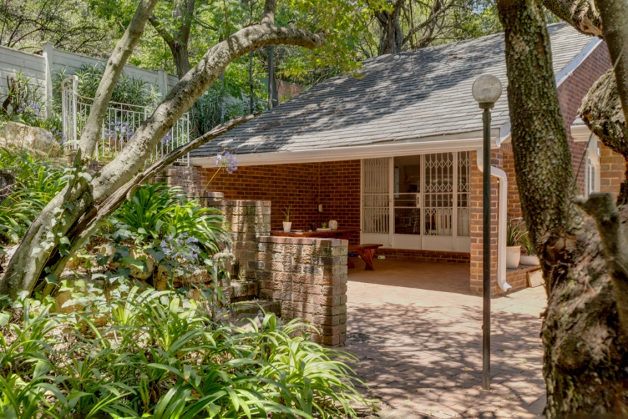 4 Bedroom Property for Sale in Morningside Gauteng