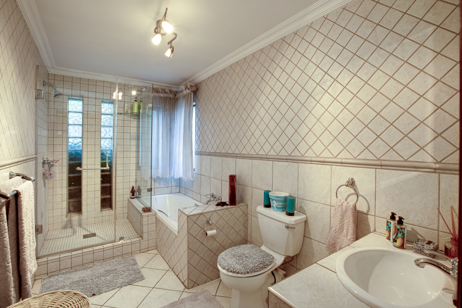 4 Bedroom Property for Sale in Morningside Gauteng