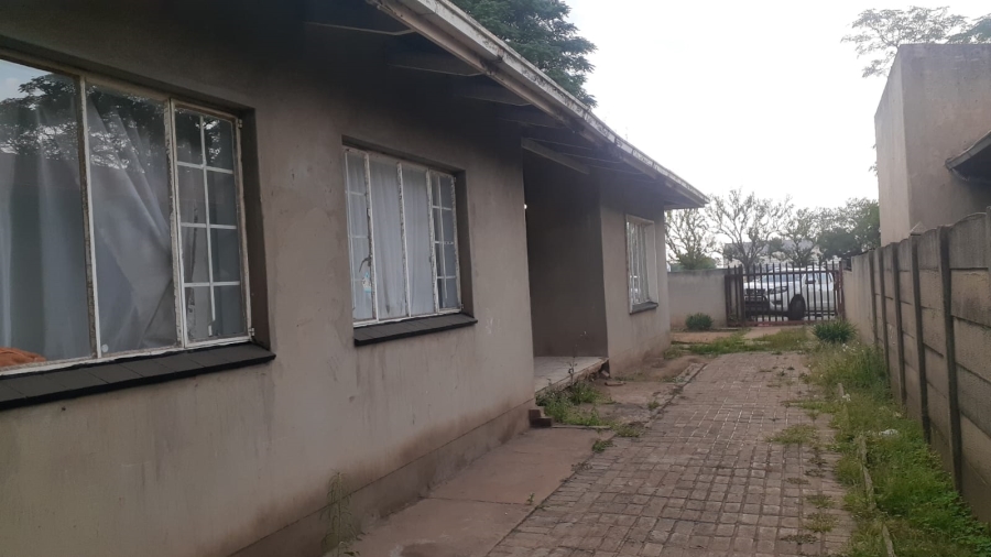 3 Bedroom Property for Sale in Vanderbijlpark CW 5 Gauteng