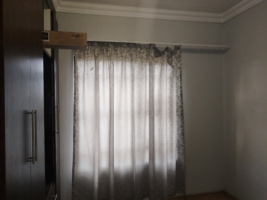 2 Bedroom Property for Sale in Vanderbijlpark CE 7 Gauteng