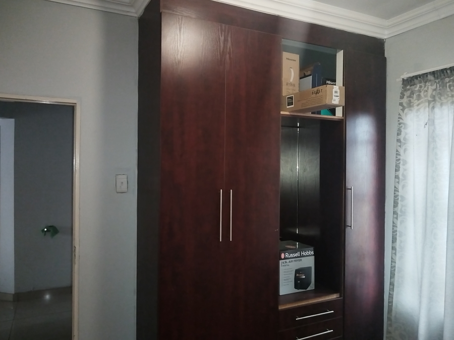 2 Bedroom Property for Sale in Vanderbijlpark CE 7 Gauteng