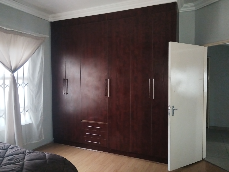 2 Bedroom Property for Sale in Vanderbijlpark CE 7 Gauteng