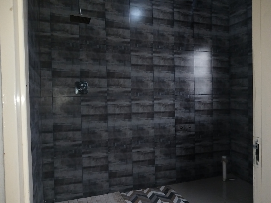 2 Bedroom Property for Sale in Vanderbijlpark CE 7 Gauteng