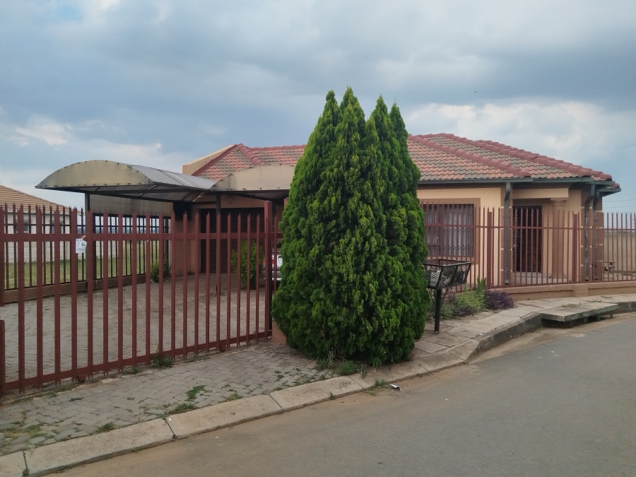 2 Bedroom Property for Sale in Vanderbijlpark CE 7 Gauteng