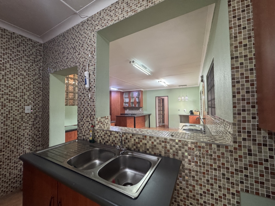 4 Bedroom Property for Sale in Randhart Gauteng