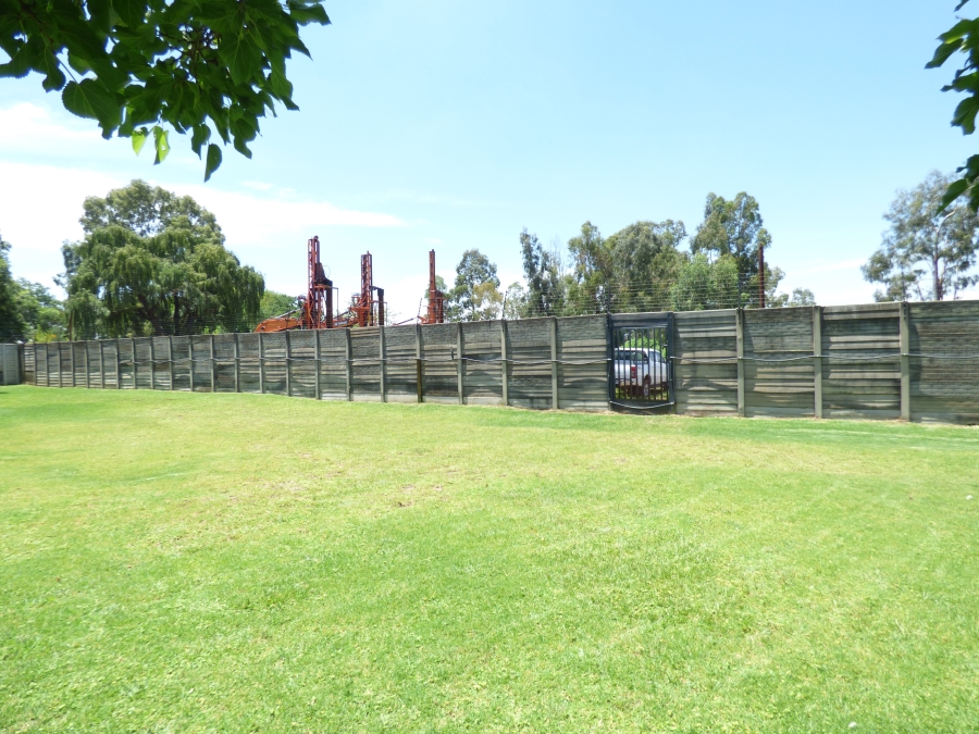 4 Bedroom Property for Sale in Lilyvale Gauteng