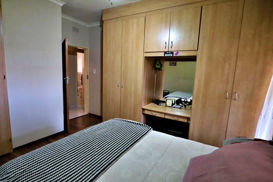 3 Bedroom Property for Sale in Edleen Gauteng