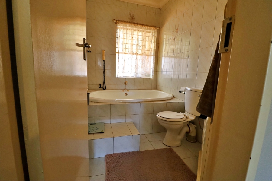 3 Bedroom Property for Sale in Edleen Gauteng