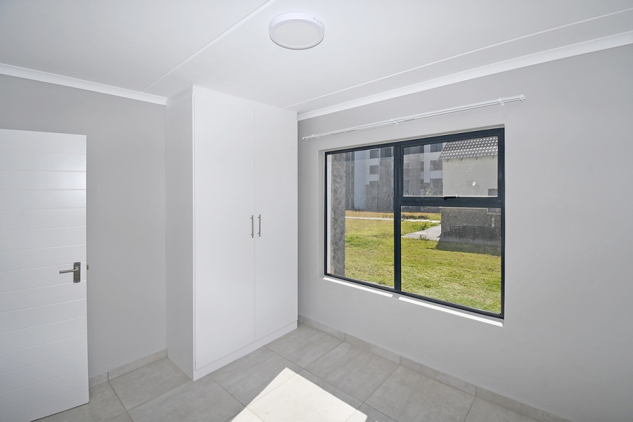 2 Bedroom Property for Sale in Glen Marais Gauteng