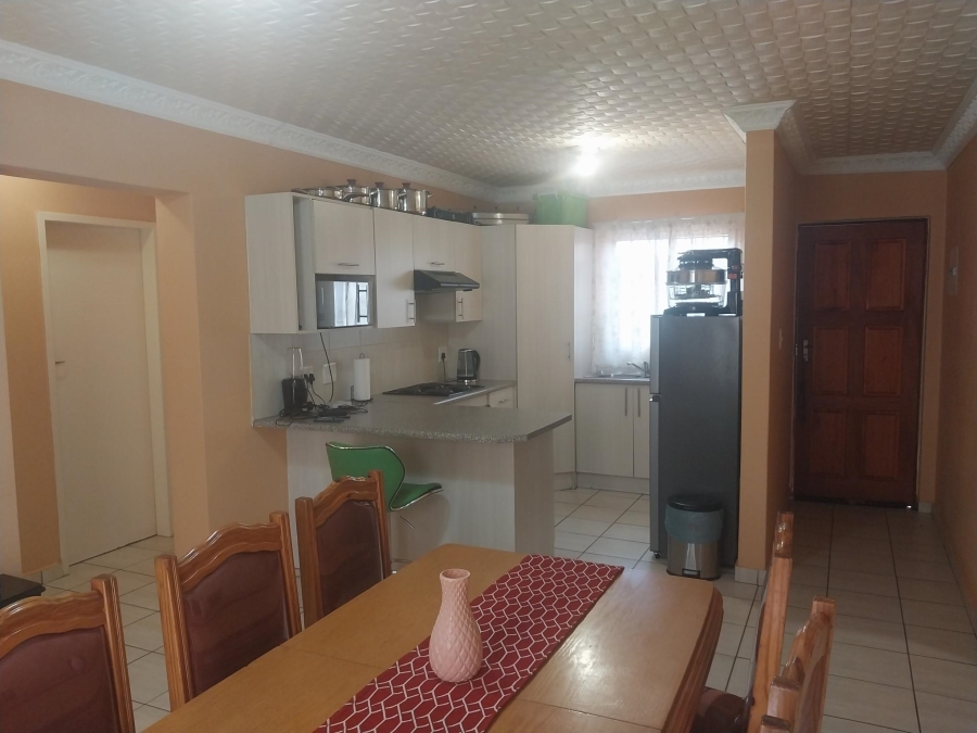 2 Bedroom Property for Sale in Rosettenville Gauteng