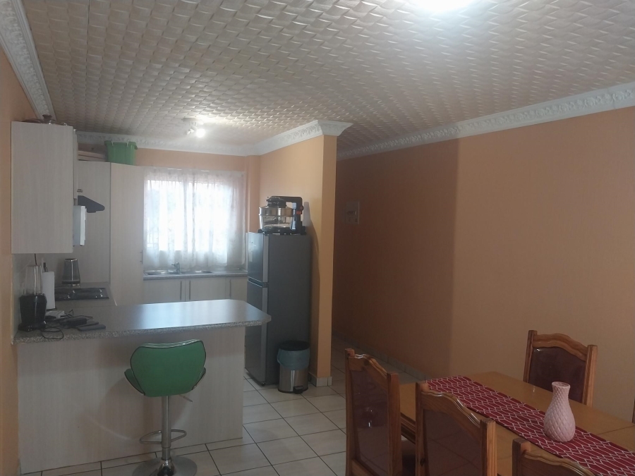 2 Bedroom Property for Sale in Rosettenville Gauteng