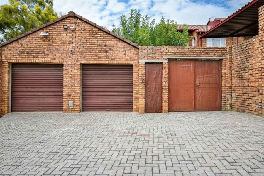 3 Bedroom Property for Sale in Moreleta Park Gauteng