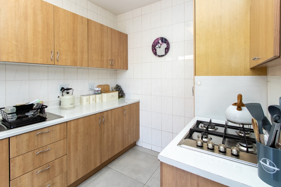 2 Bedroom Property for Sale in Creston Hill Gauteng