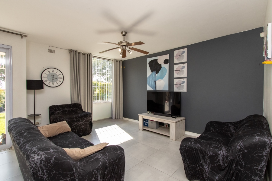 2 Bedroom Property for Sale in Creston Hill Gauteng