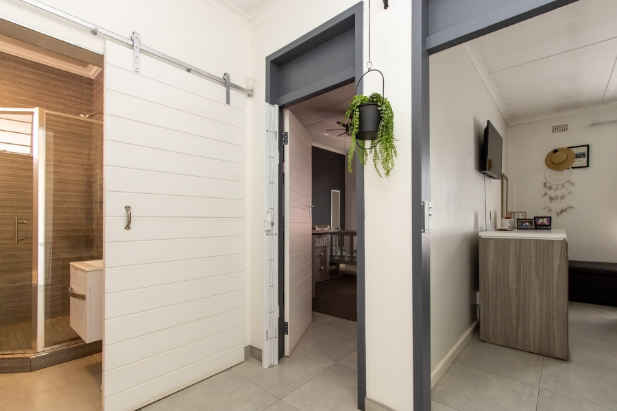 2 Bedroom Property for Sale in Creston Hill Gauteng