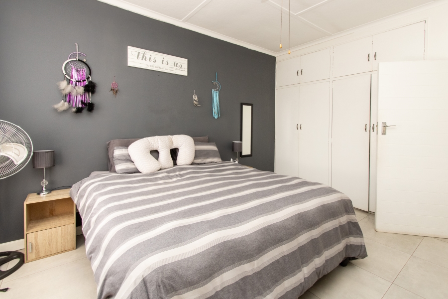 2 Bedroom Property for Sale in Creston Hill Gauteng