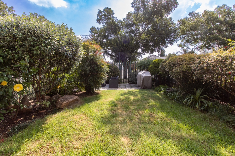 2 Bedroom Property for Sale in Creston Hill Gauteng