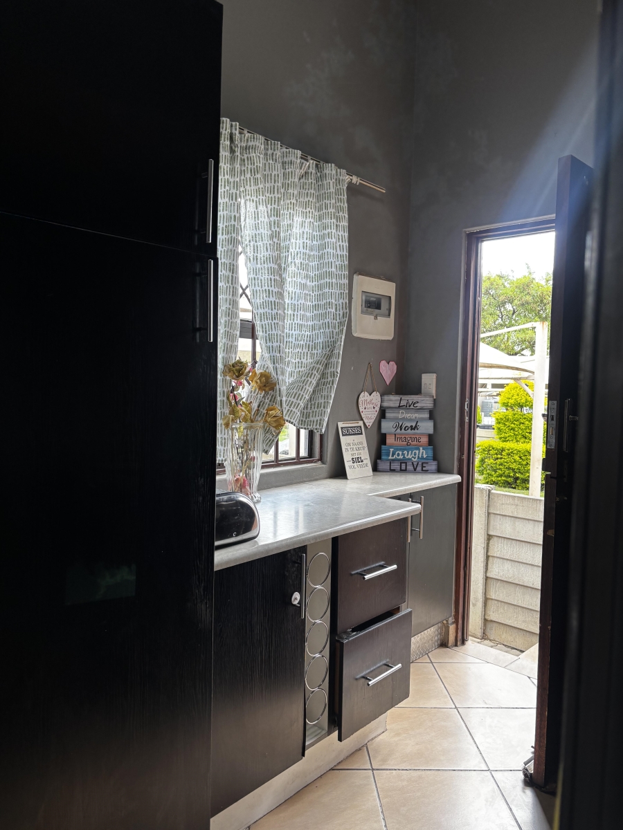 To Let 3 Bedroom Property for Rent in Summerset Gauteng