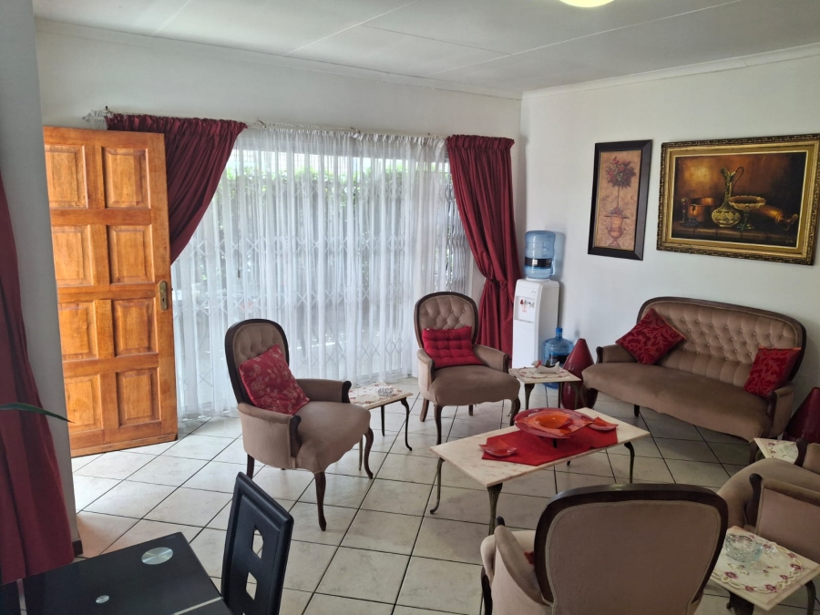 2 Bedroom Property for Sale in Willow Park Manor Gauteng