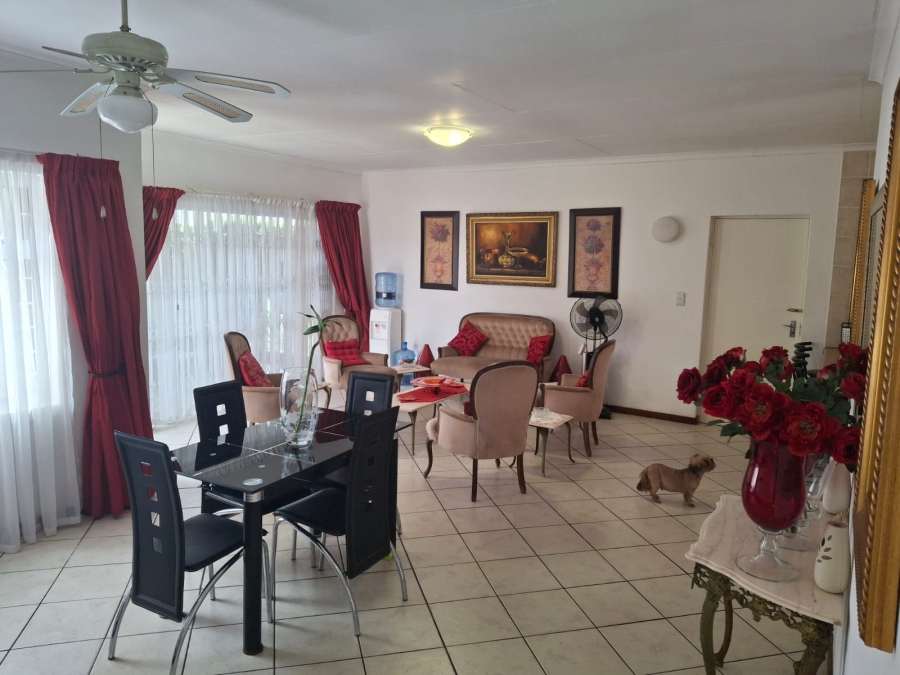 2 Bedroom Property for Sale in Willow Park Manor Gauteng