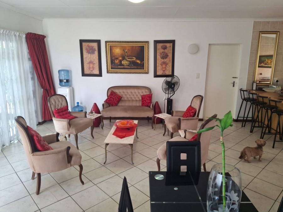 2 Bedroom Property for Sale in Willow Park Manor Gauteng