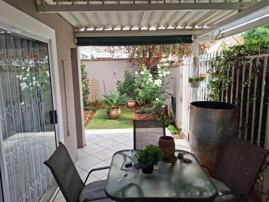 2 Bedroom Property for Sale in Willow Park Manor Gauteng