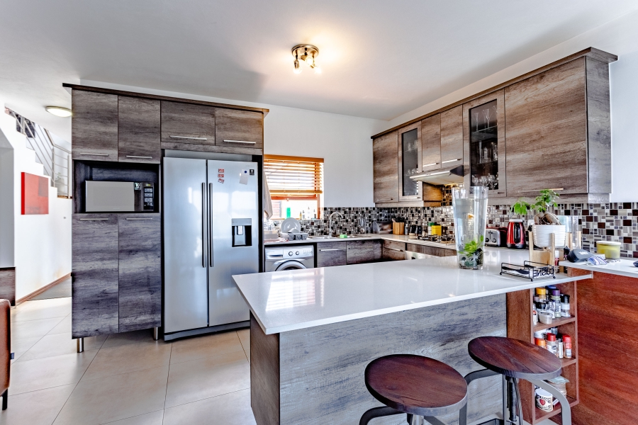 3 Bedroom Property for Sale in Country View Estate Gauteng