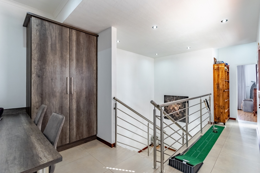 3 Bedroom Property for Sale in Country View Estate Gauteng