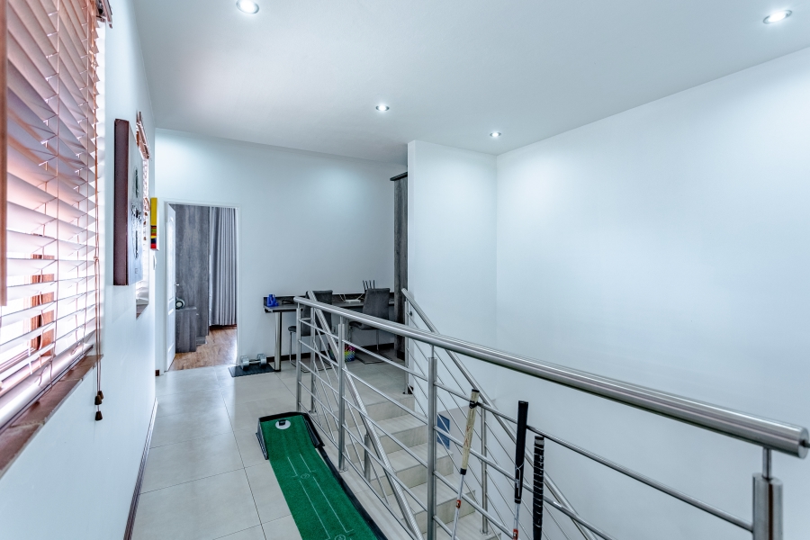 3 Bedroom Property for Sale in Country View Estate Gauteng