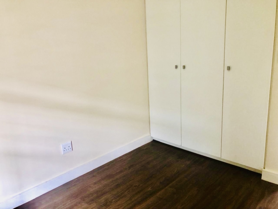 1 Bedroom Property for Sale in Rivonia Gauteng