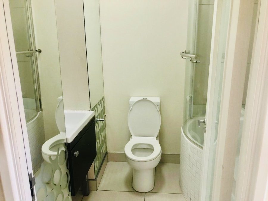 1 Bedroom Property for Sale in Rivonia Gauteng