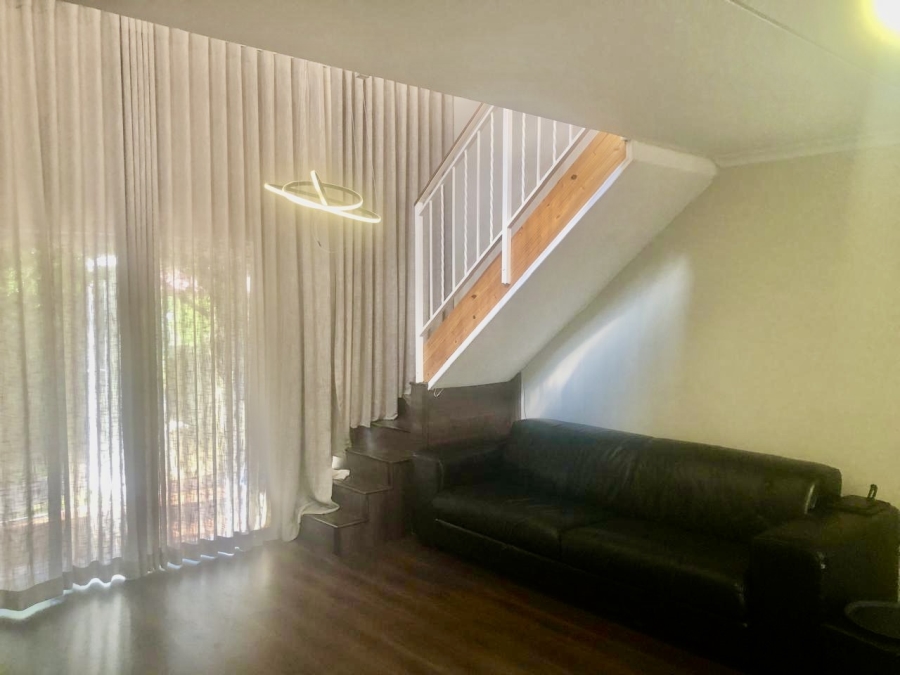 3 Bedroom Property for Sale in Sunninghill Gauteng