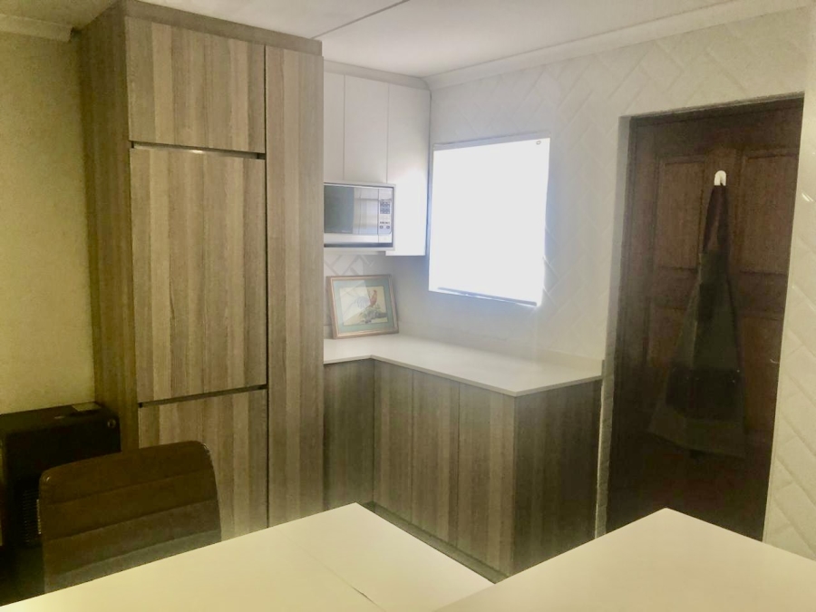 3 Bedroom Property for Sale in Sunninghill Gauteng