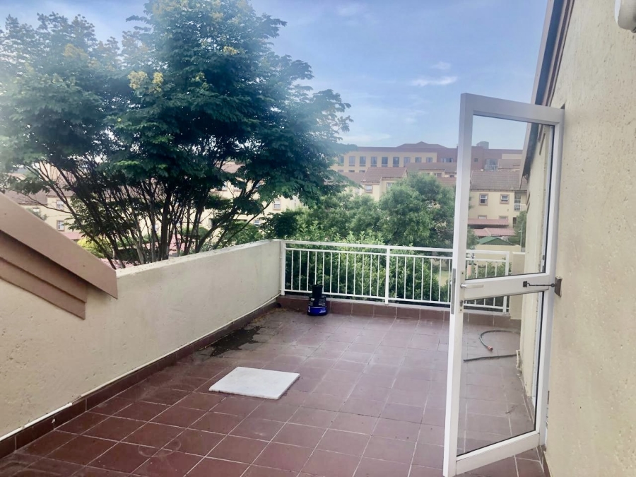 3 Bedroom Property for Sale in Sunninghill Gauteng