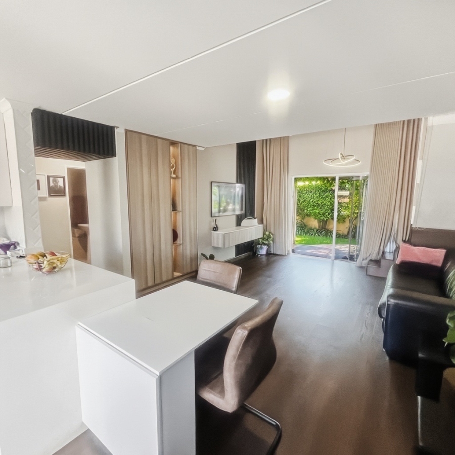 3 Bedroom Property for Sale in Sunninghill Gauteng