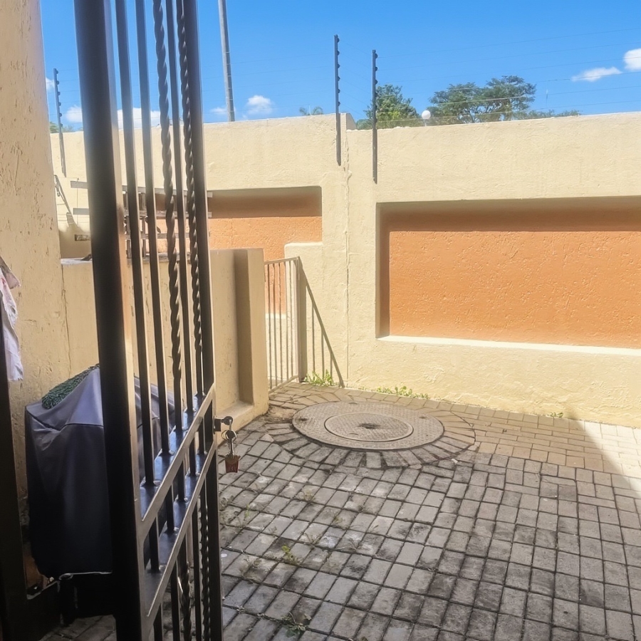 3 Bedroom Property for Sale in Sunninghill Gauteng