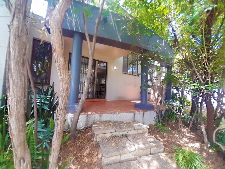 2 Bedroom Property for Sale in Lonehill Gauteng