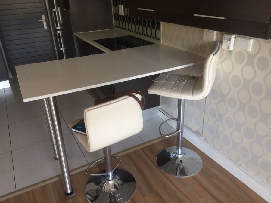 To Let 2 Bedroom Property for Rent in Rivonia Gauteng