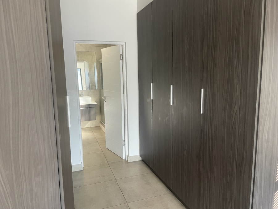 3 Bedroom Property for Sale in Hurlingham Gauteng