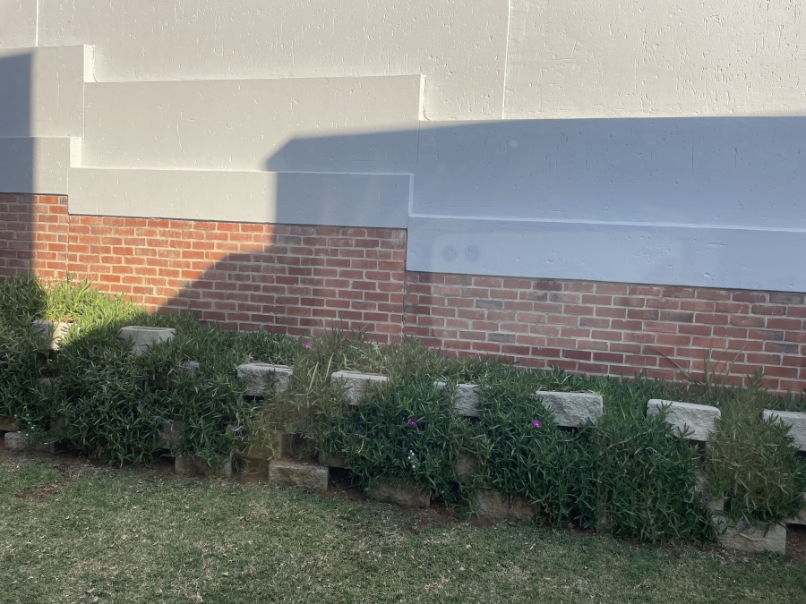 3 Bedroom Property for Sale in Hurlingham Gauteng