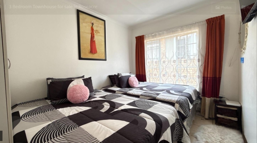 3 Bedroom Property for Sale in Roseacre Gauteng